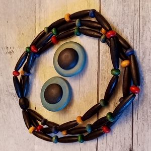 Stretch Wooden Necklace with Matching Clip On Earrings Parure